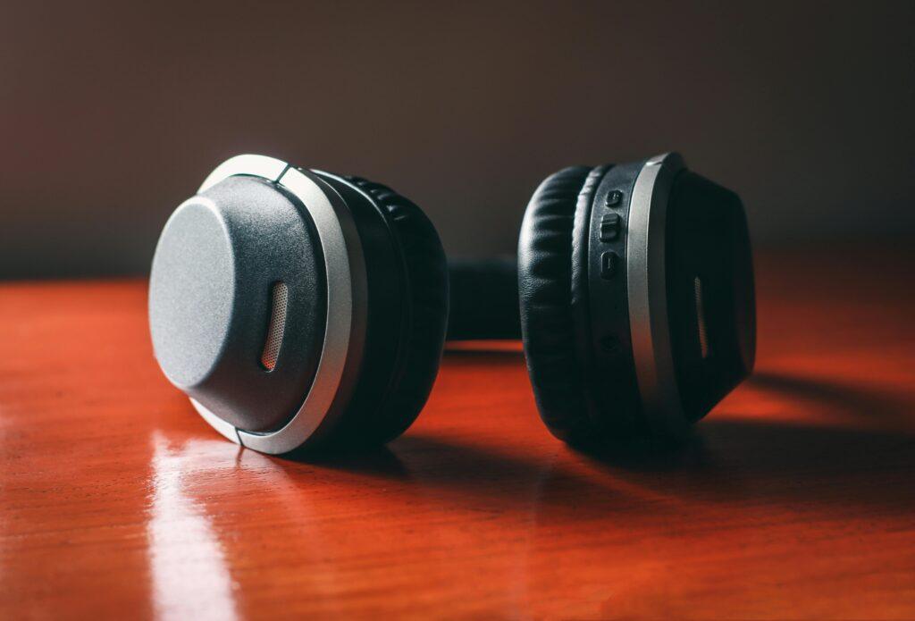 Noise Cancelling Headphones